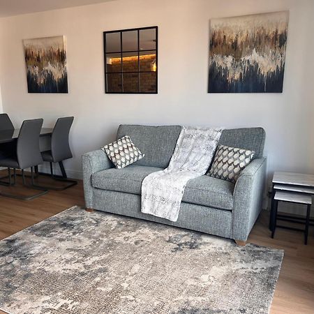 Escape Ordinary In Belfast Apartment Exterior photo