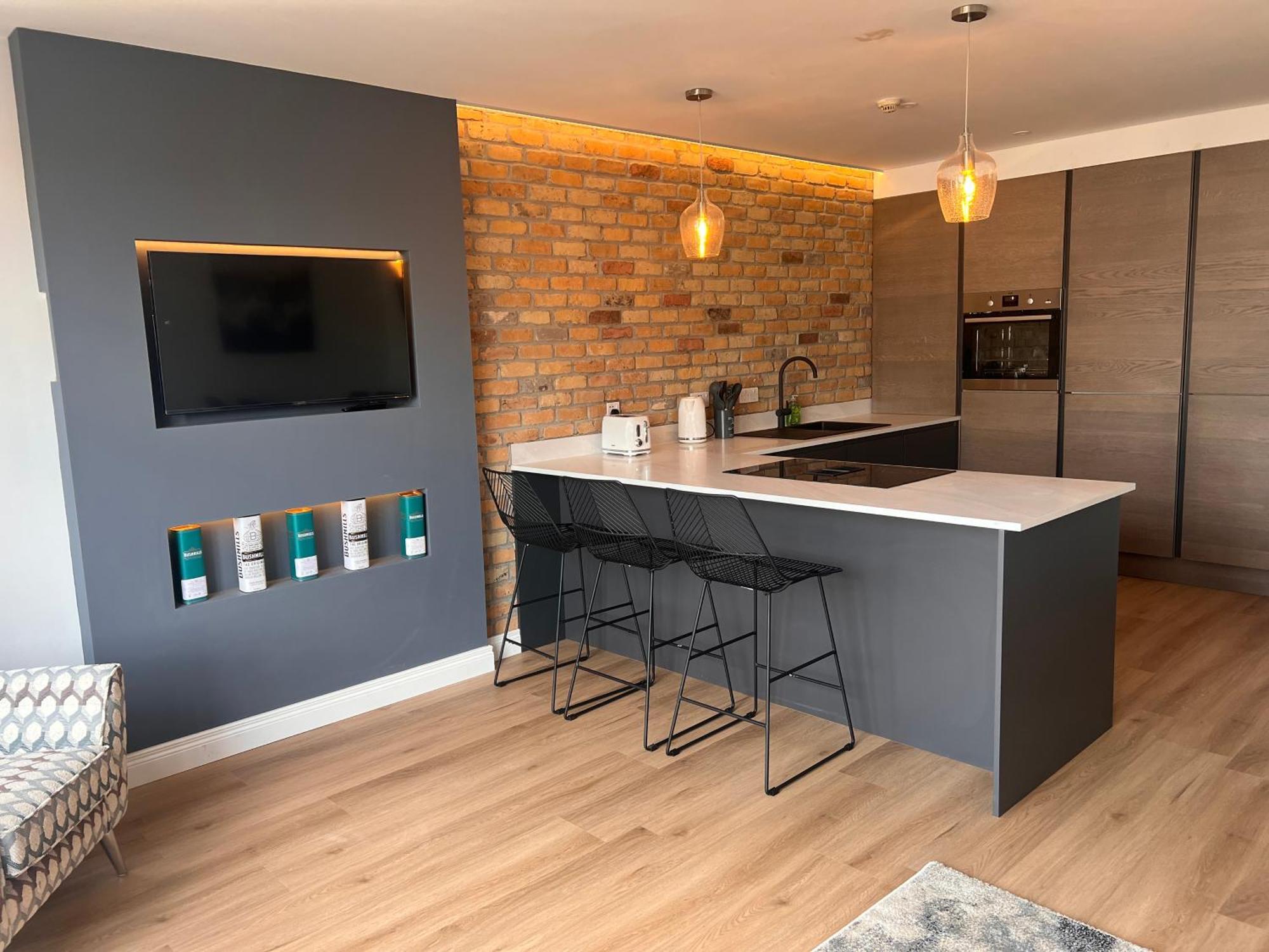 Escape Ordinary In Belfast Apartment Exterior photo