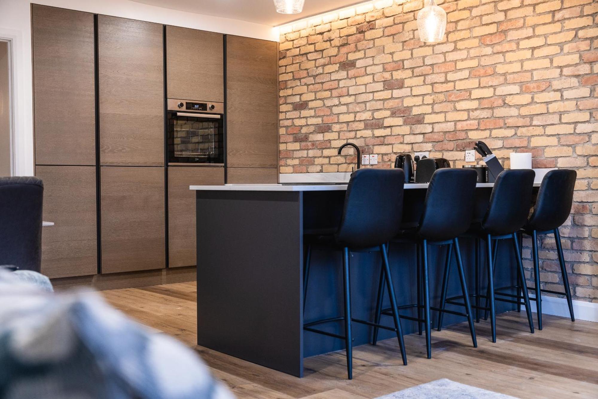Escape Ordinary In Belfast Apartment Exterior photo