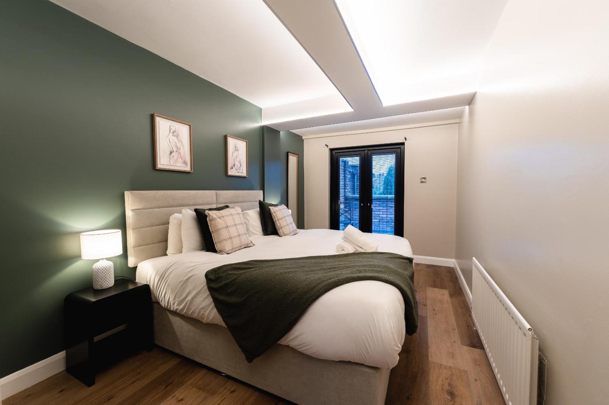 Escape Ordinary In Belfast Apartment Exterior photo