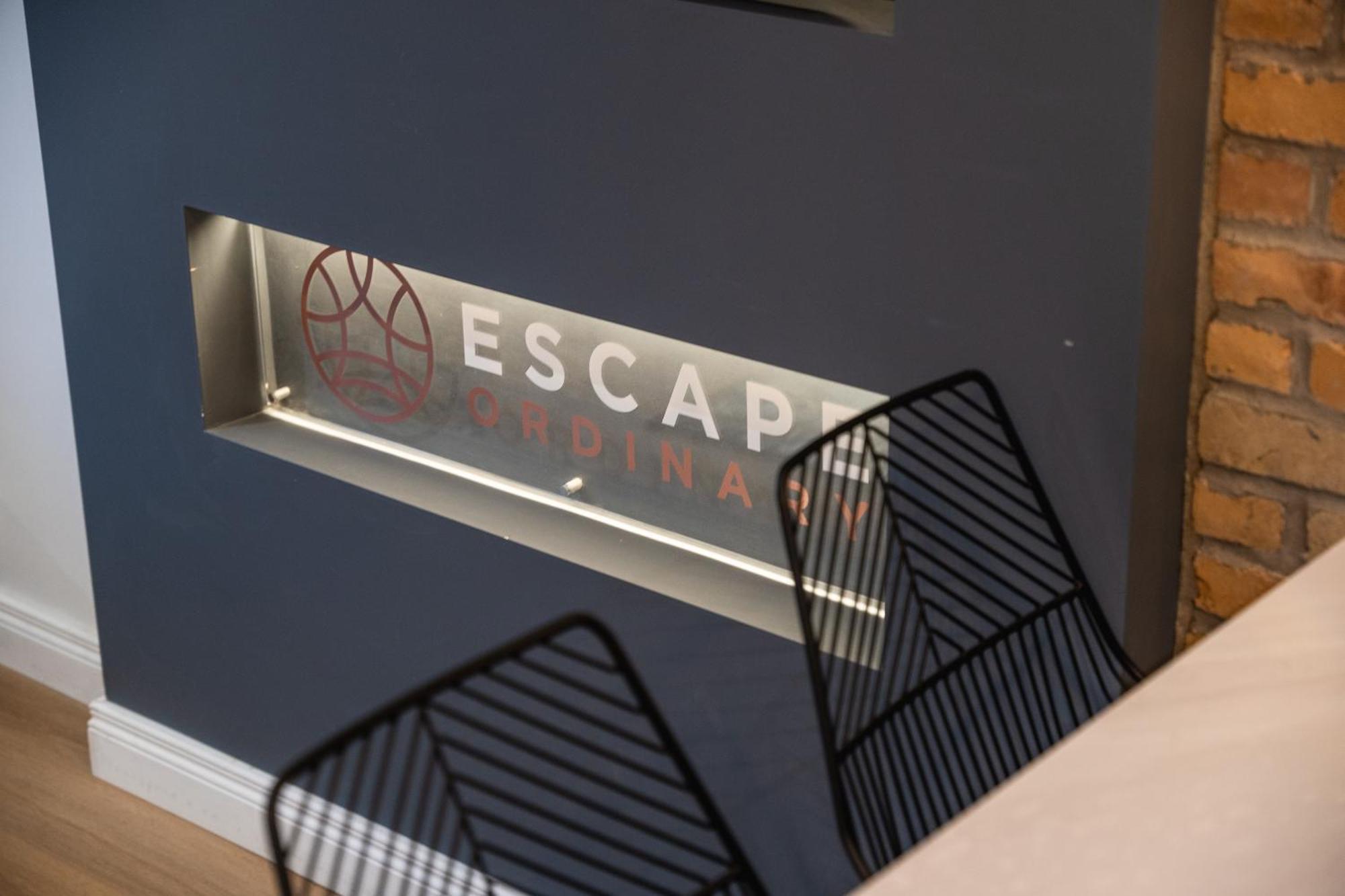 Escape Ordinary In Belfast Apartment Exterior photo